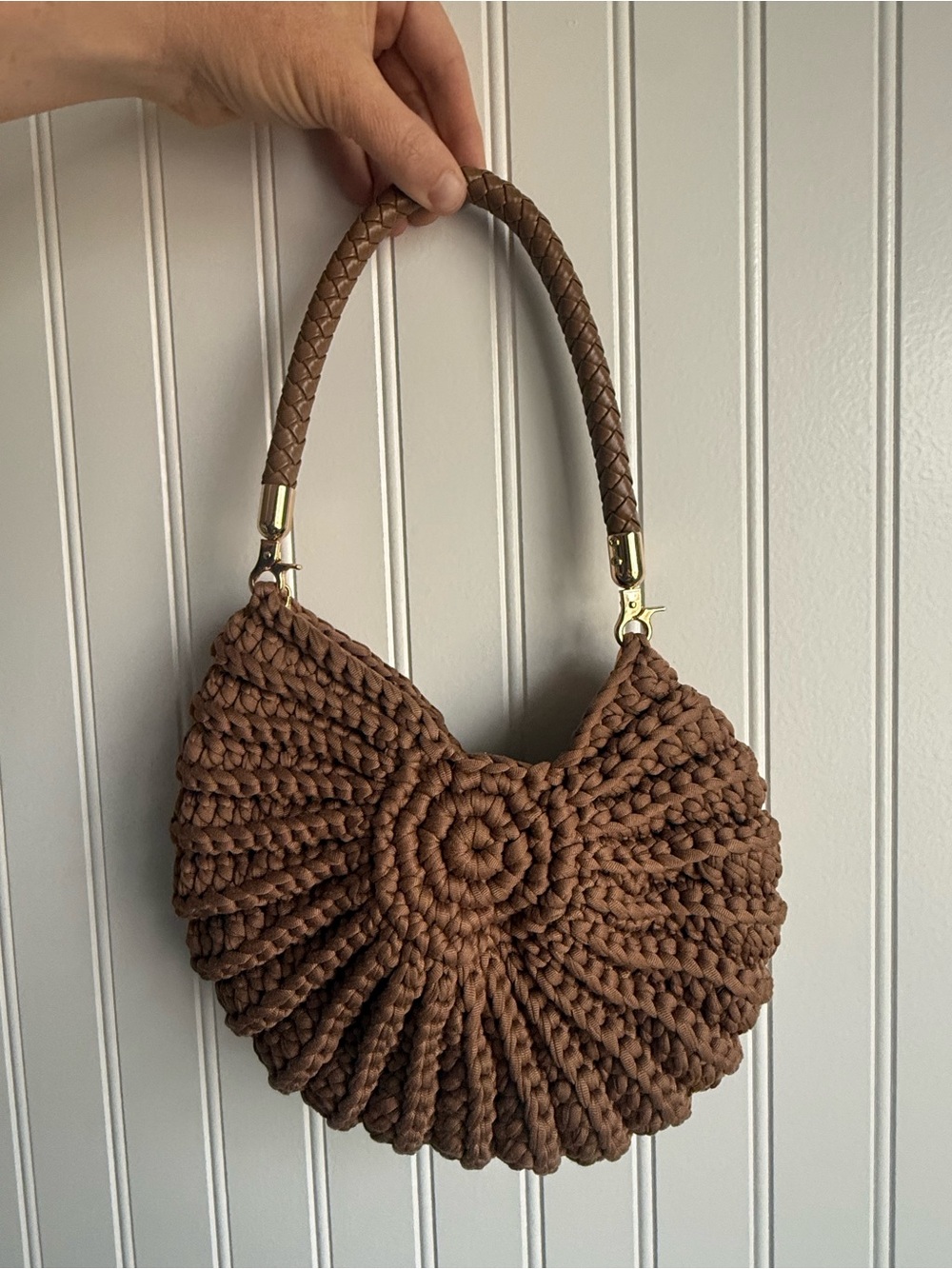 Crochet Shell Bag - Picture 9 of 11